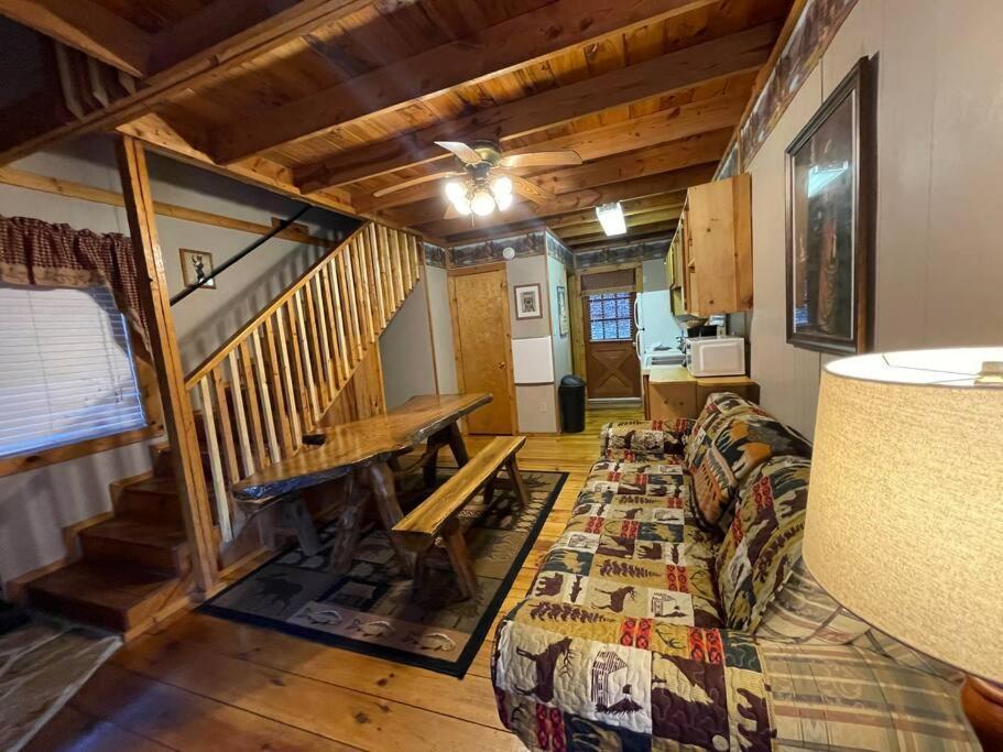 Amazing Cabin Fireplace And Stream #11 เฮเลน ภายนอก รูปภาพ