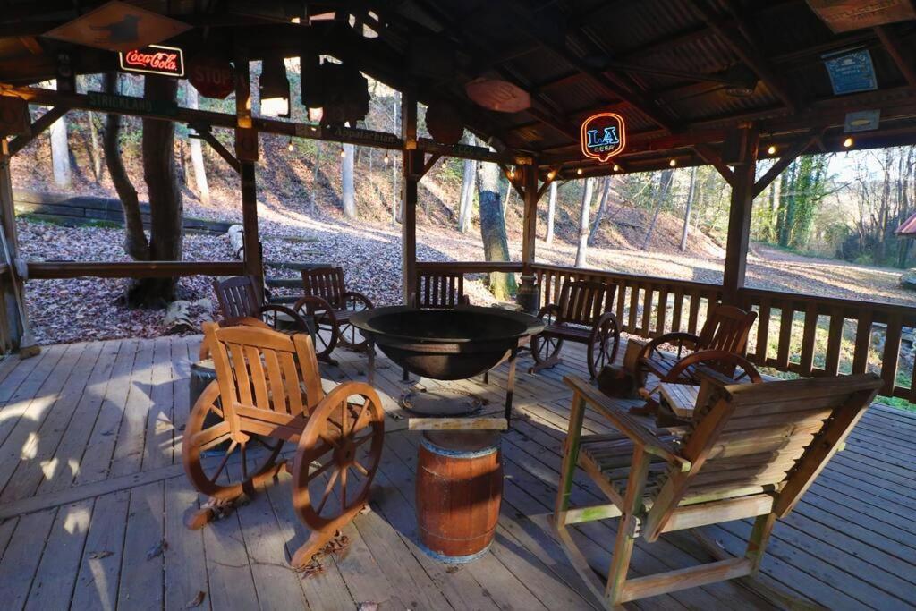 Amazing Cabin Fireplace And Stream #11 เฮเลน ภายนอก รูปภาพ